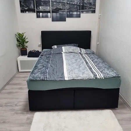 Ferienwohnung Ploetzky *